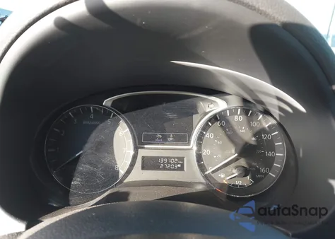 2015 Nissan Altima 2.5/2.5 S/2.5 Sl/2.5 Sv z USA, uszkodzony, nr VIN 1N4AL3AP3FC278025